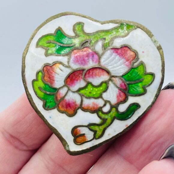 Vintage Mini Heart Shaped Metal Glazed Enameled Trinket Jewelry Pill Box Blue - Picture 6 of 10